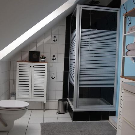 Privatzimmer Mit Eigenem Bad Und Kueche Burgwedel  Exterior photo